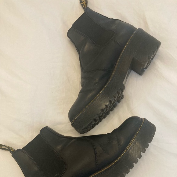 Doc. Martens Rometty women’s size 9 Dr. Martens - Picture 3 of 5